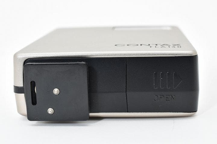 15556 未使用保管品 Contax TLA 140 コンタックス ストロボ
