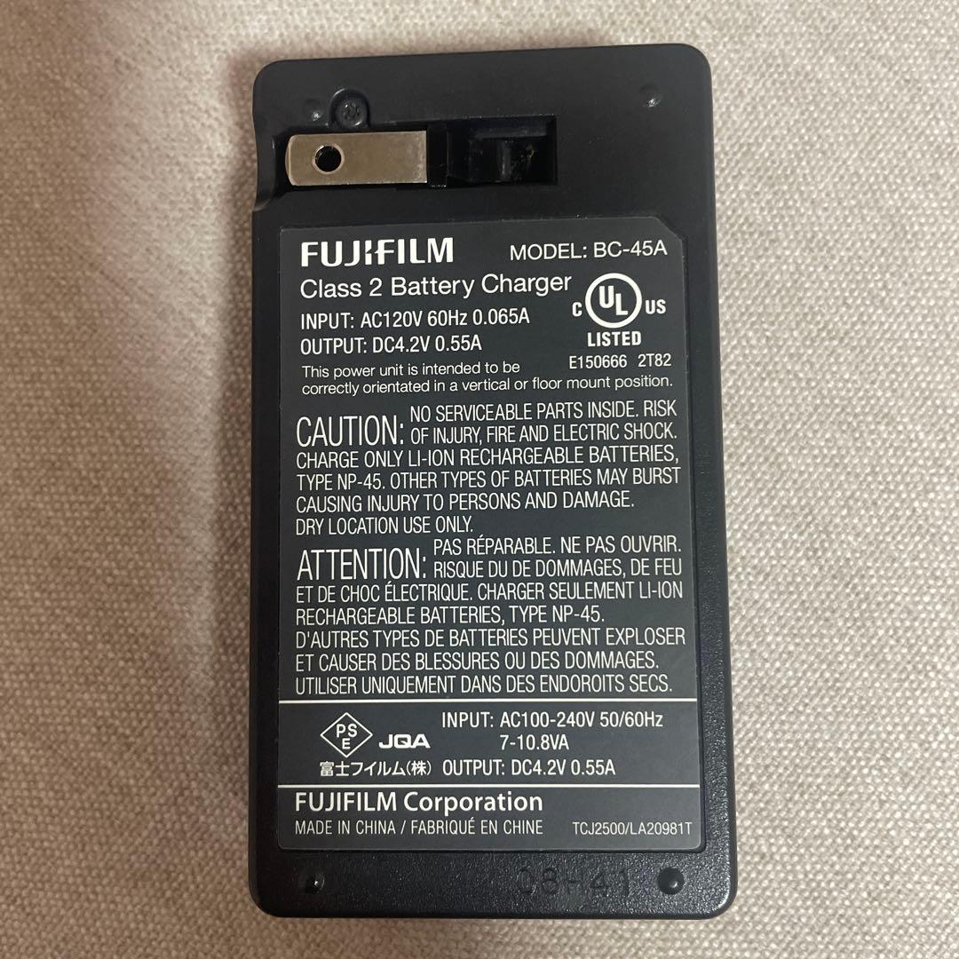 本日23時迄のタイムセールデジカメFUJIFILM FinePix J150w