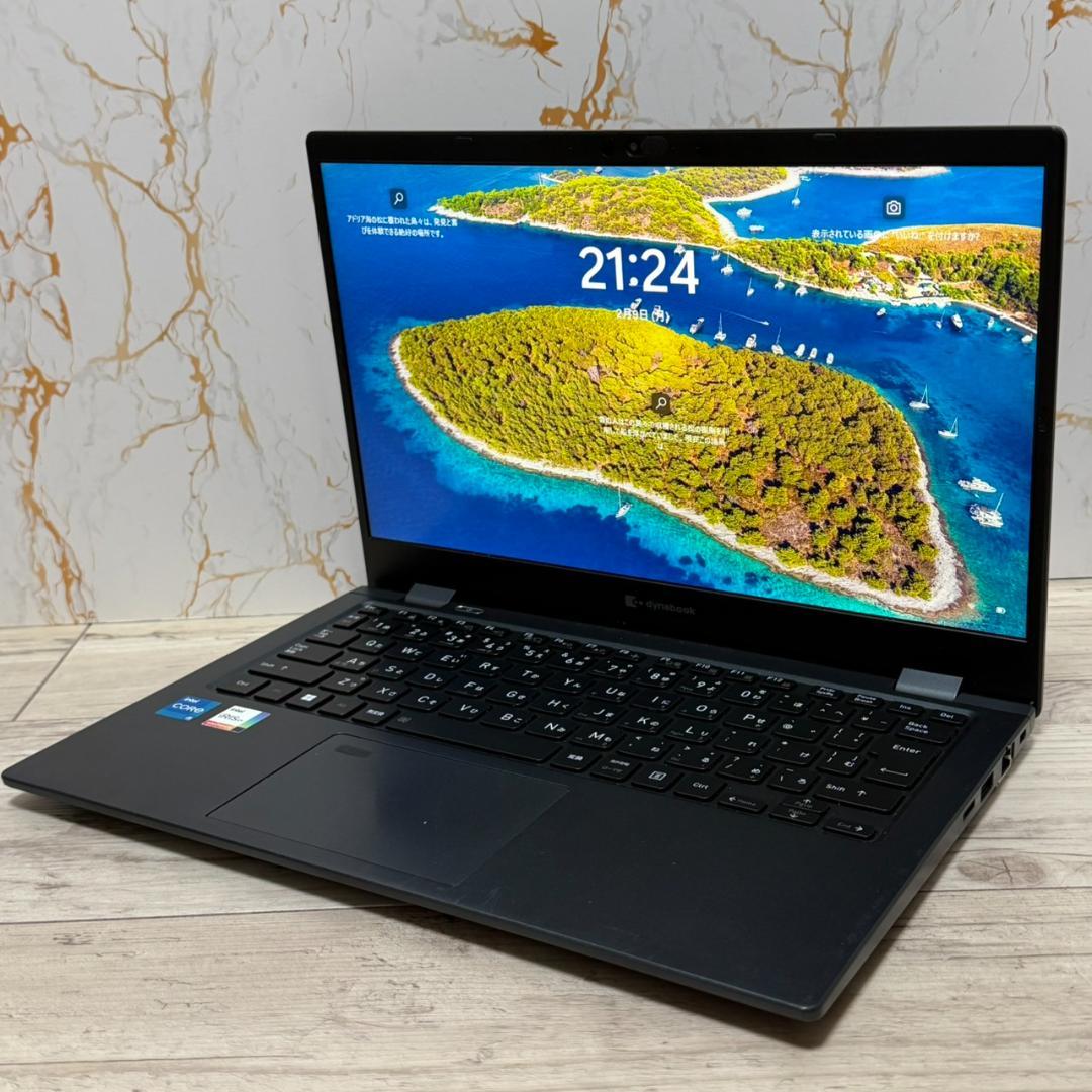 dynabook G83HU 第11世代i5 16GB SSD25 オフィス搭載