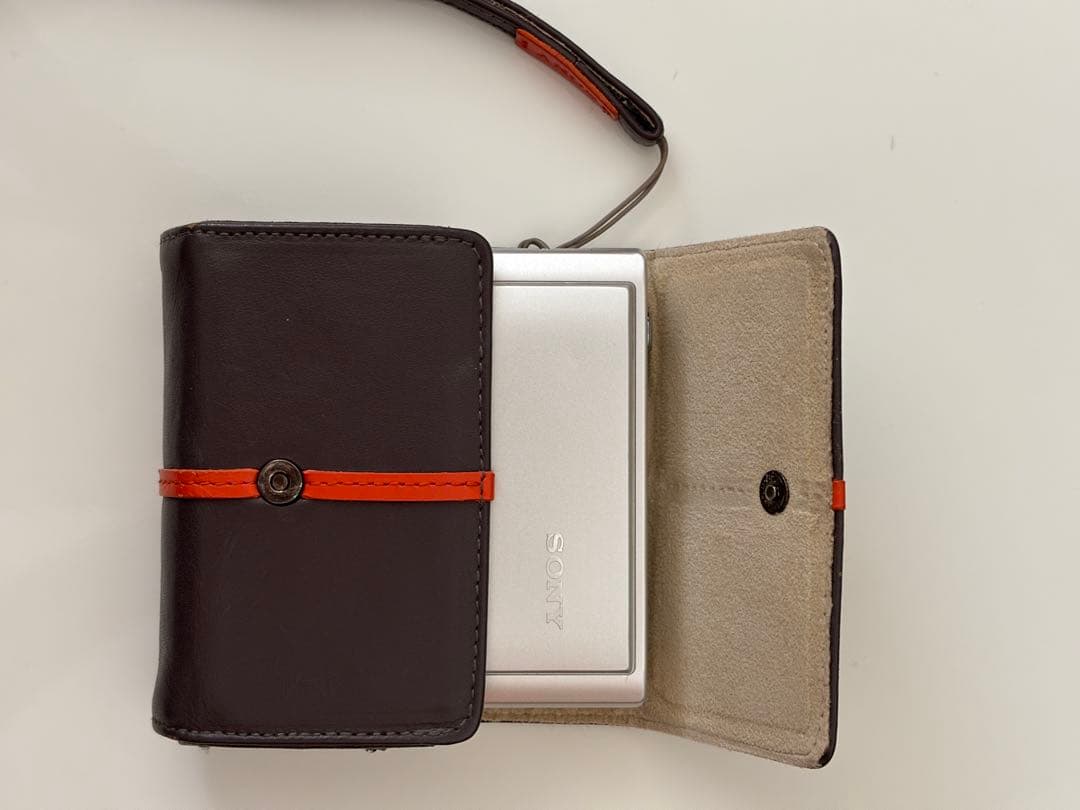 デジタルカメラ【付属品多数】Cyber-shot DSC-T20