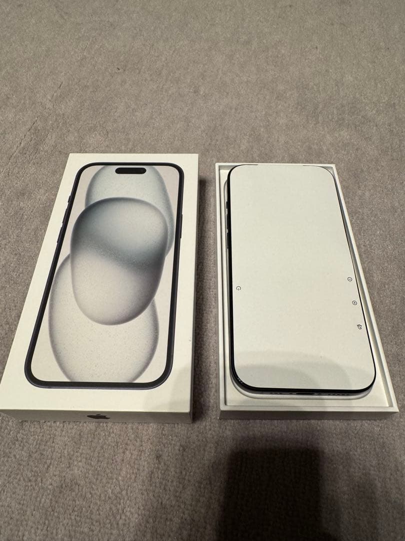 (美品)iPhone 15 ブラック 本体 充電ケーブル付