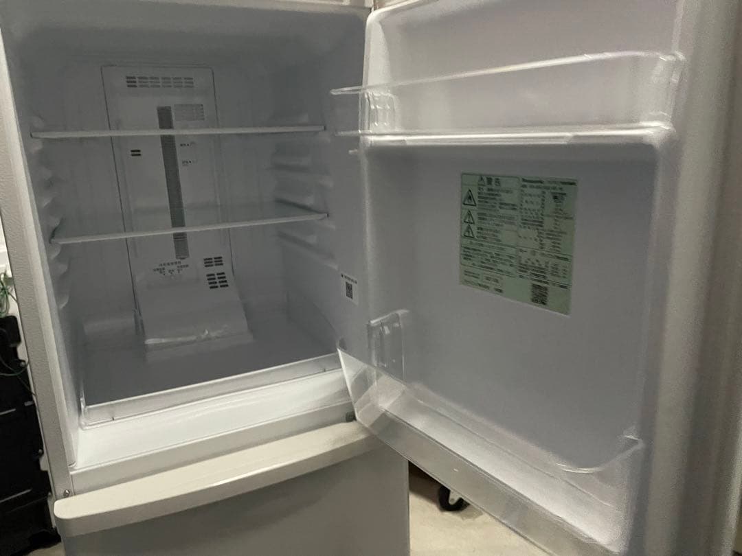 引取歓迎愛知　Panasonic　138L冷蔵庫　NR-BW14FJ-W