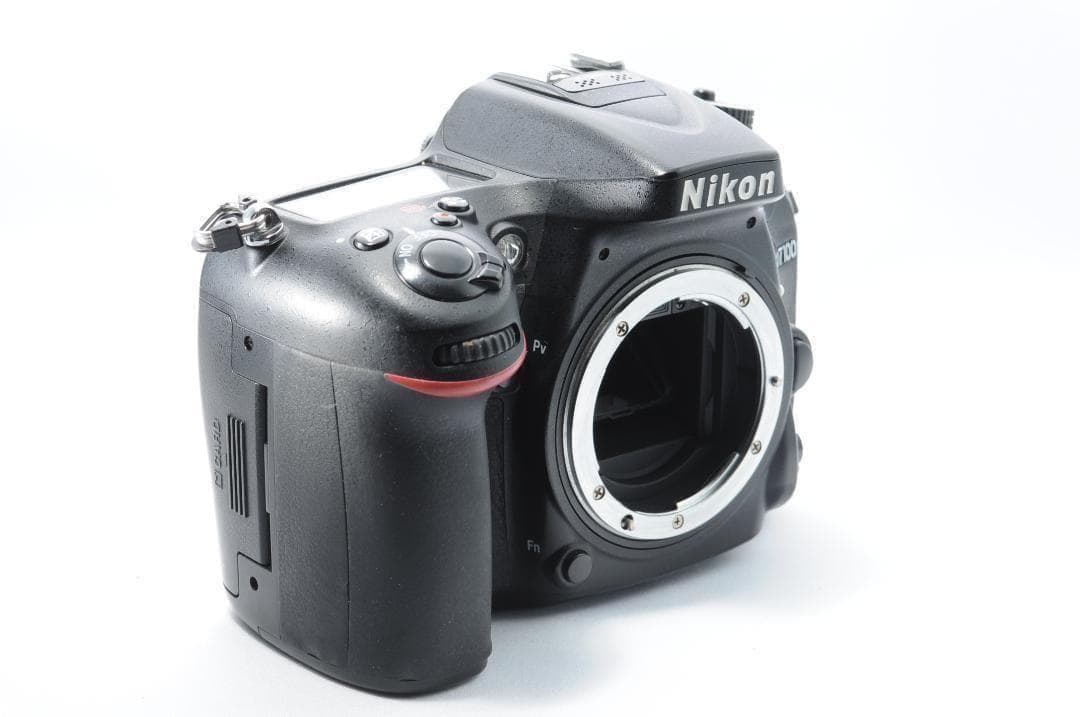 手ぶれ補正付きハイアマチュアモデル✨️Nikon D7100✨届いてすぐに使える