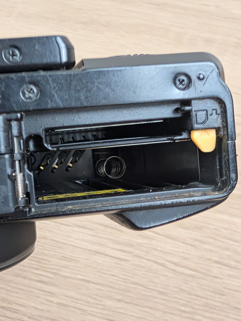 ジャンク Canon IXY 90F Nikon COOLPIX A900 2台