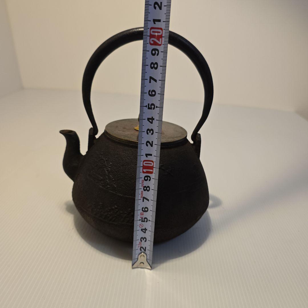 三越製 鉄瓶 金色のつまみ付き 木箱付き