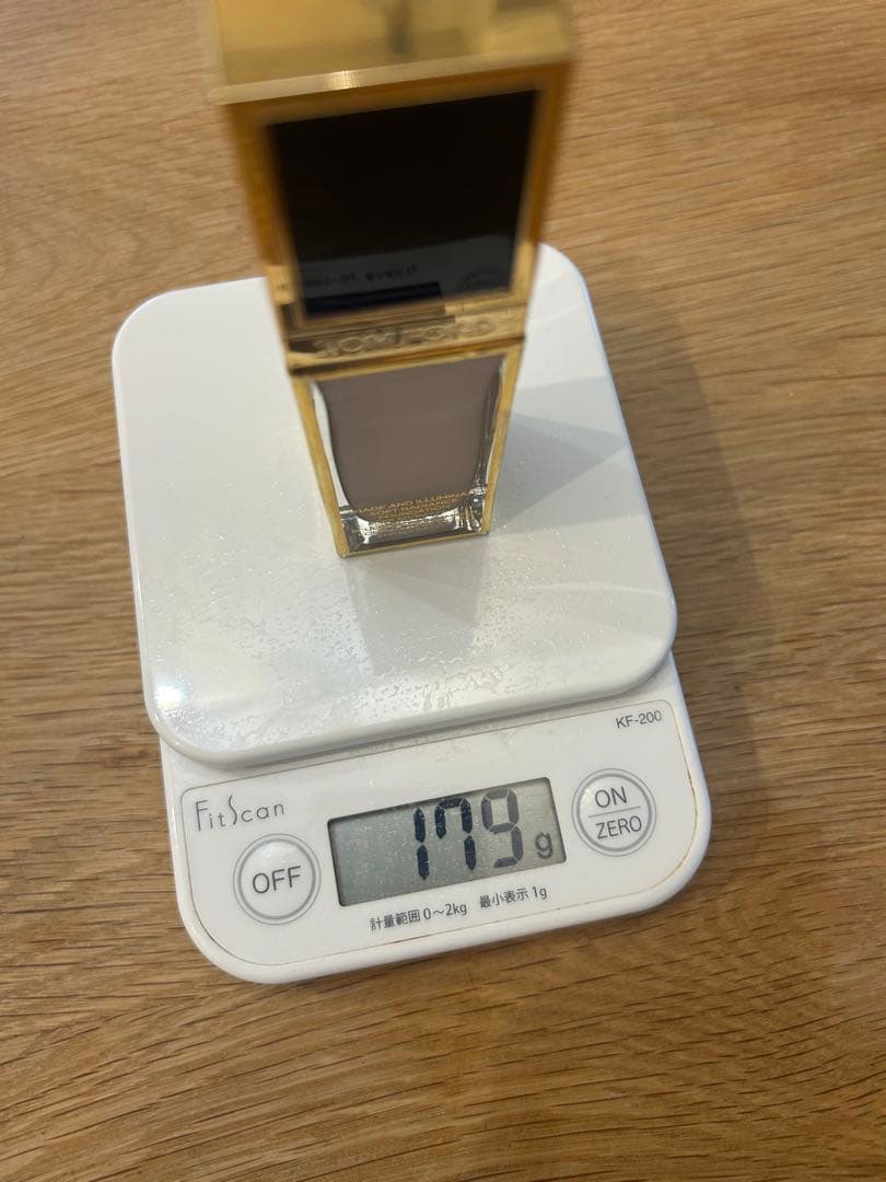 TOM FORD リキッドファンデーション　BUFF