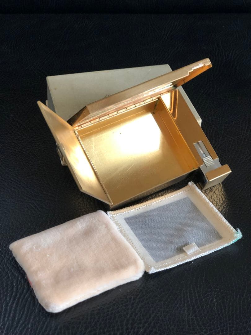 アンティーク　資生堂コンパクト　1950年代　真鍮製　未使用品　非売品