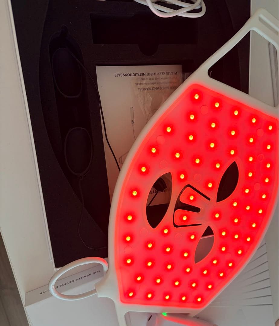 ボディ・フェイスケア CURRENTBODY LED Light Therapy Mask