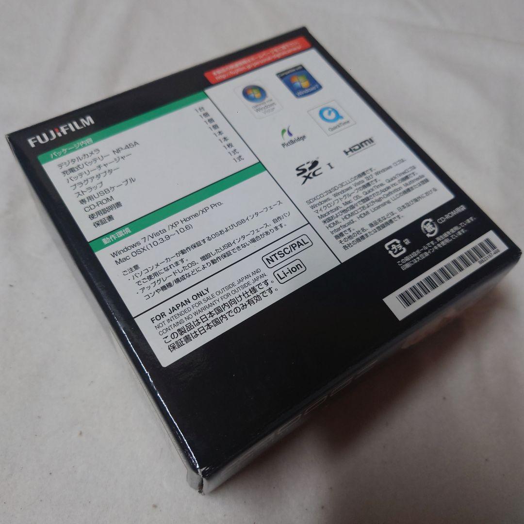 FUJIFILM FINEPIX Z900 EXR ホワイト1600万画素未使用