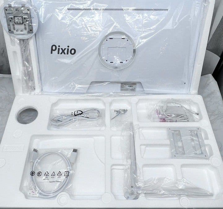 Pixioモニター　WQHD 180hz 付属品あり少し傷あり