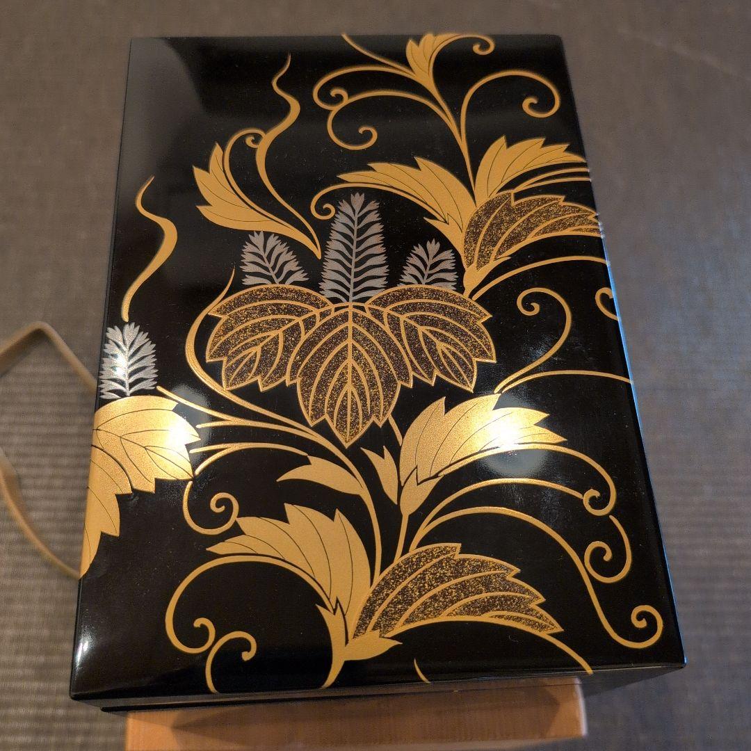 蝋色磨 桐唐草蒔絵 茶箱 共箱付 真作 茶道具