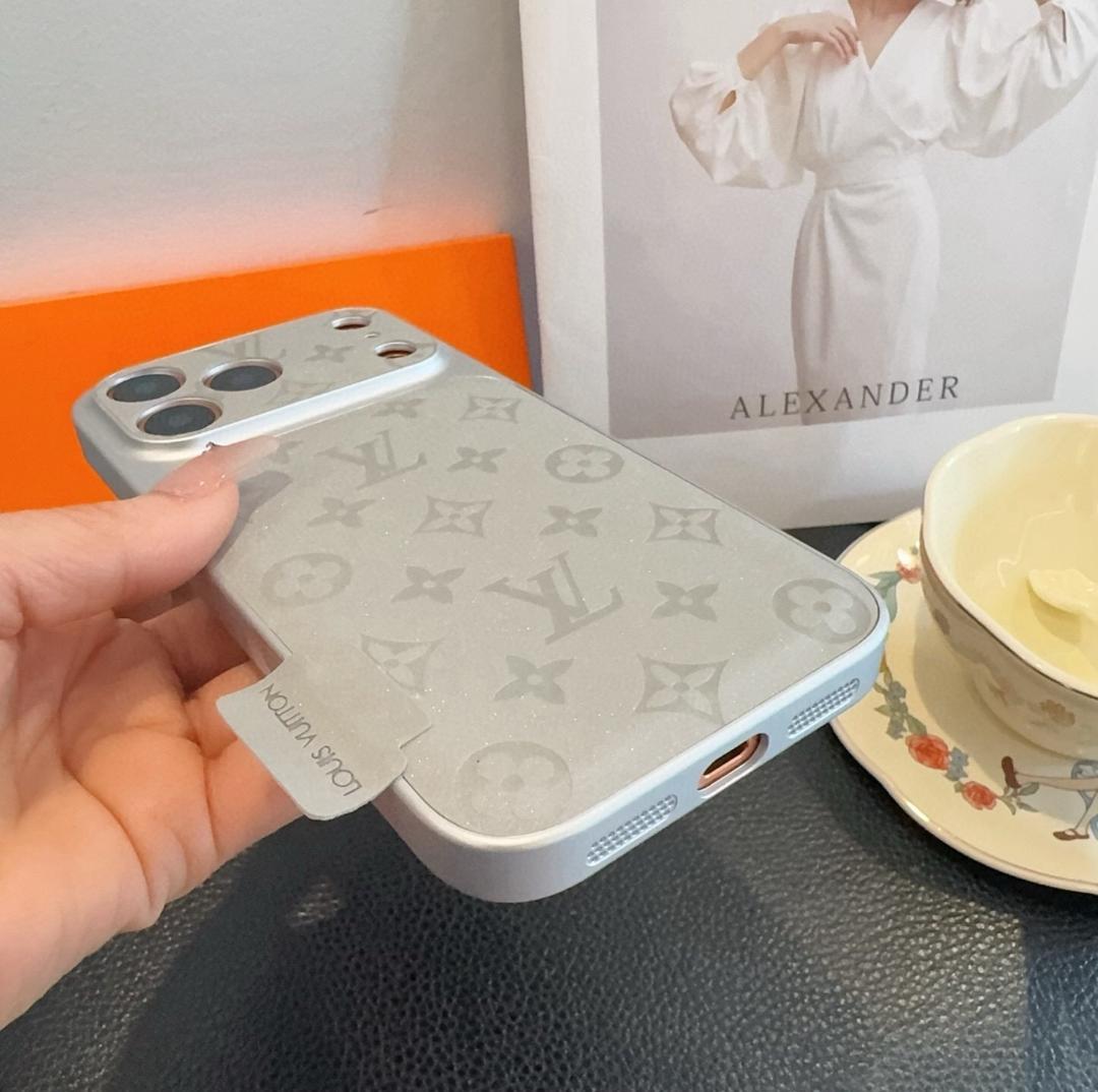 iPhone15 16 17対応 グレー ラメ スマホケース