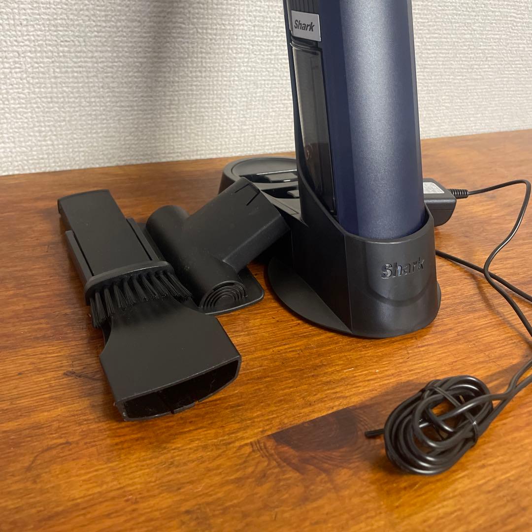 シャーク ハンディクリーナー WV210J
