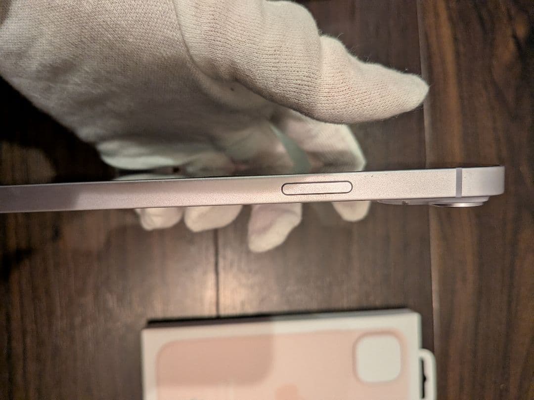 美品 未使用純正ケース付き Apple iPhone 14 Plus パープル