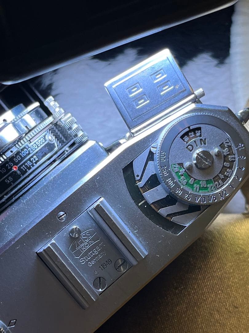 Zeiss Ikon Contessa 35 赤T テッサー 45mm F2.8
