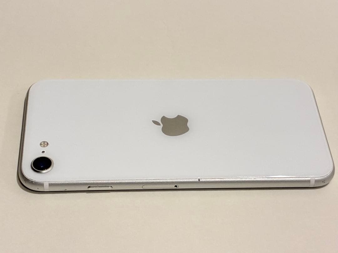【画面割れあり】MHGQ3J/A iPhone SE2 64GB ホワイト