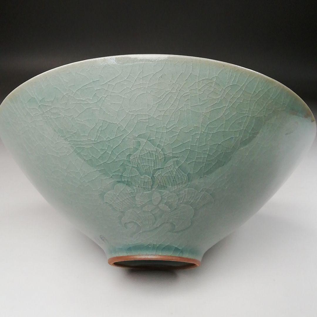 Ｔ２４９　茶碗　『高麗青磁茶碗』『沙音窯　松月　金鍾浩 作』共箱　抹茶碗　茶道具