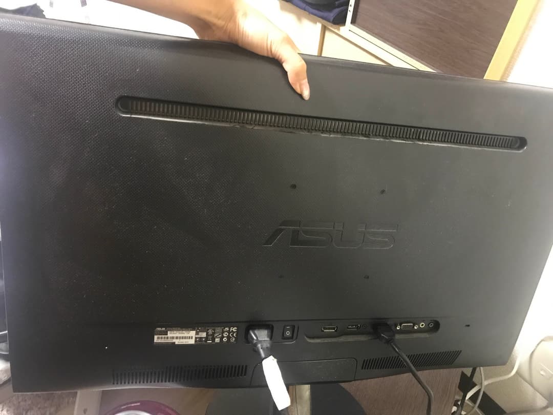 ディスプレイ・モニター本体 sold