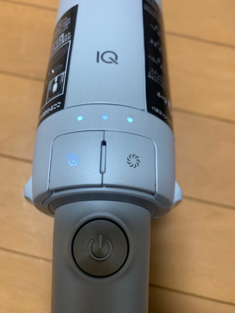 美品Shark スティッククリーナー LC600JGY 展示品　未使用品