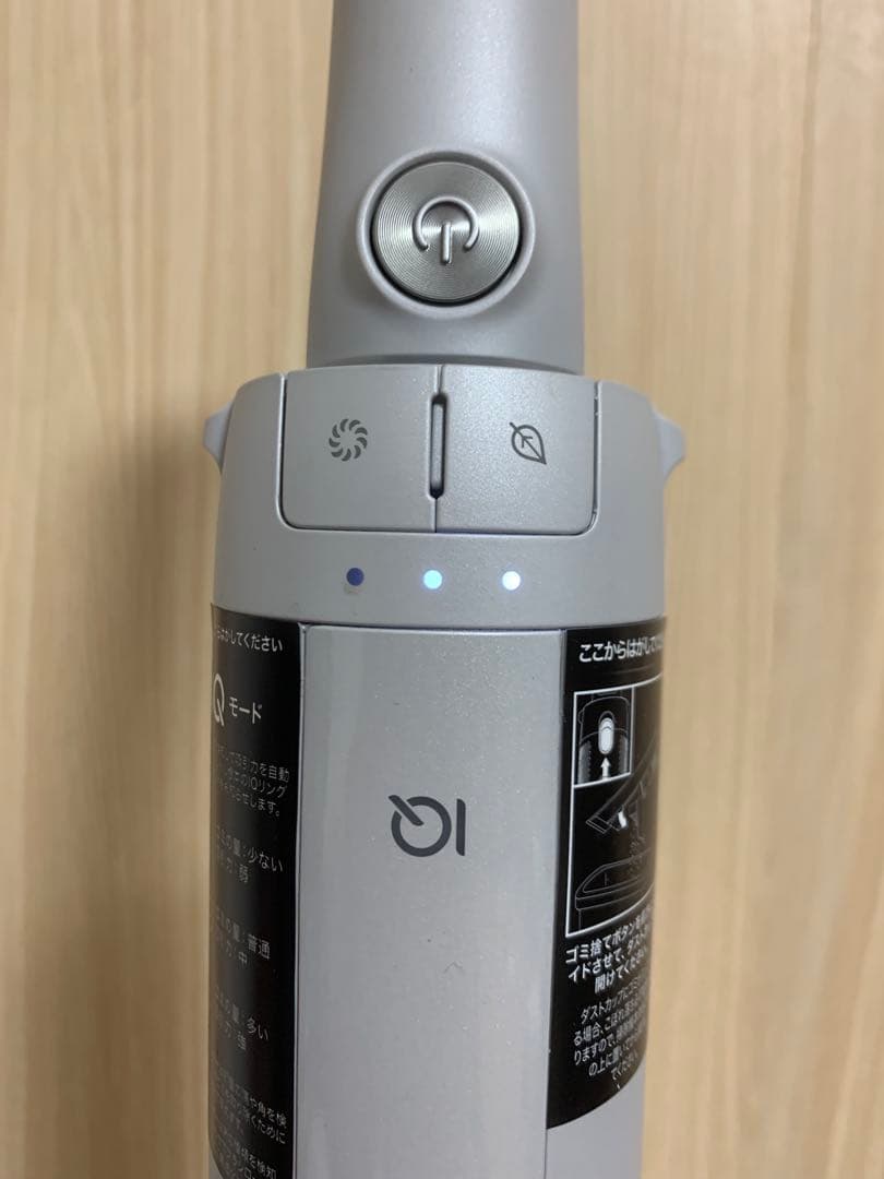 美品Shark スティッククリーナー LC600JGY 展示品　未使用品