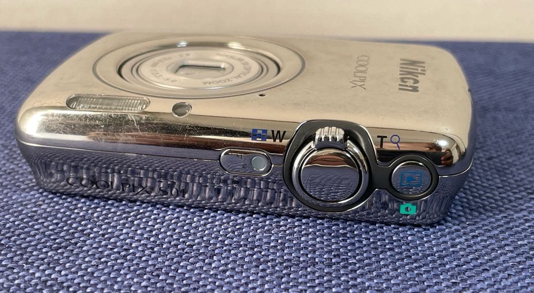 Nikon Coolpix S01 コンパクトデジタルカメラ（動作未確認）