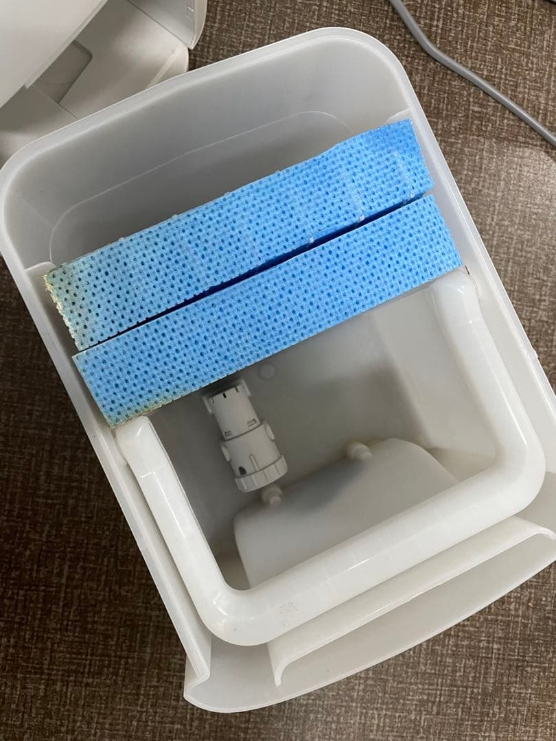 SHARP 加熱気化式加湿器 HV-P75-W