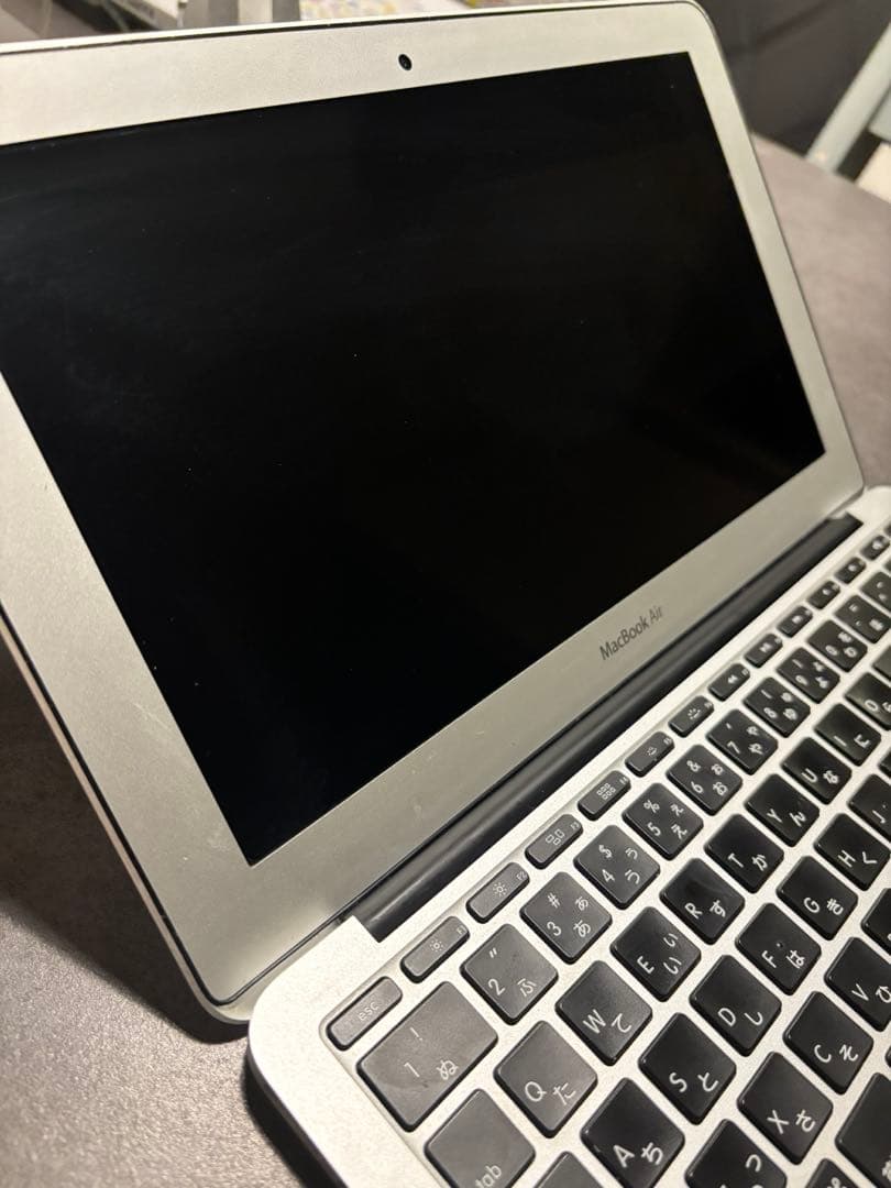 MacBook Air 11インチ 2015 4GB 初期化済み⭐︎軽作業向け