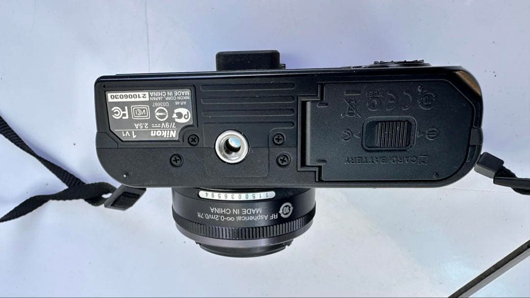 デジタルカメラ Nikon 1 V1