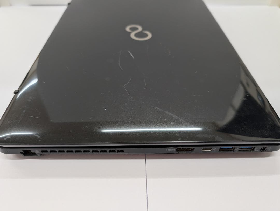富士通 LIFEBOOK Windows11