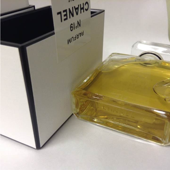 新品★シャネル★N。19★パルファム★28ml