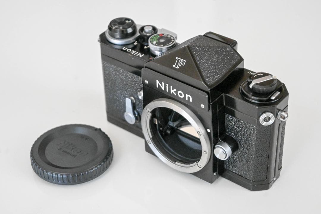 ニコンFアイレベルボディー　ブラック　美品
