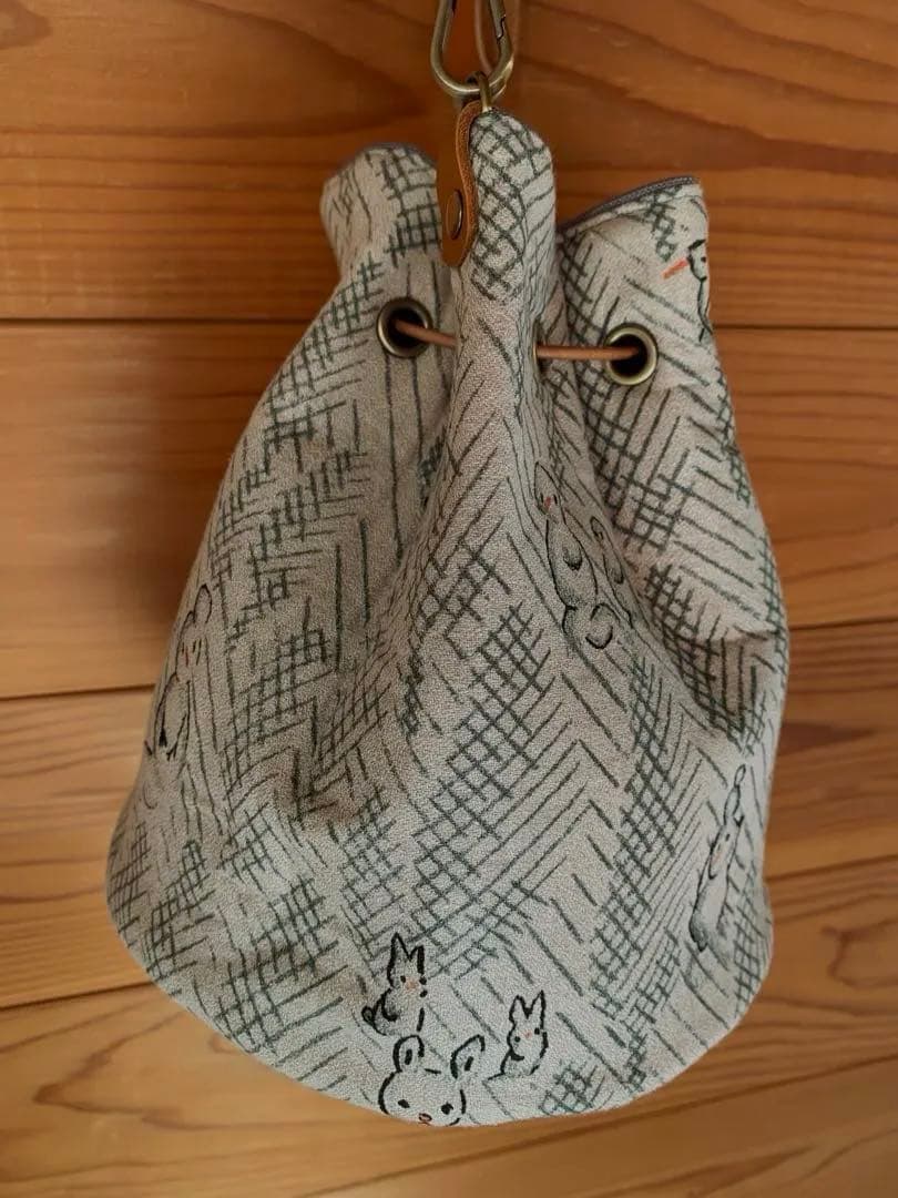 ミナペルホネン lumiukko 巾着ショルダー バッグ【新品✨】