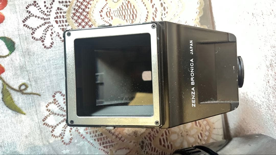 中判フィルムカメラ ズームレンズ付きZenza Bronica TL