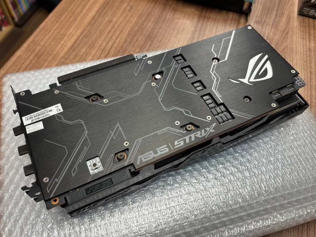 【中古品】ASUS ROG STRIX GeForce RTX 2080 O8G