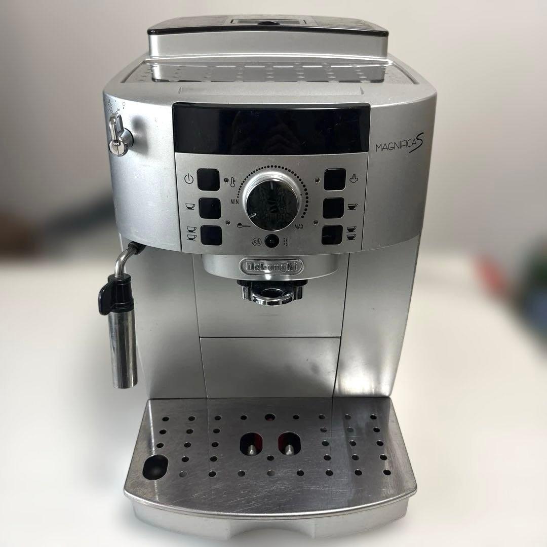 ECAM22110SBHN デロンギ MAGNIFICA S エスプレッソマシン