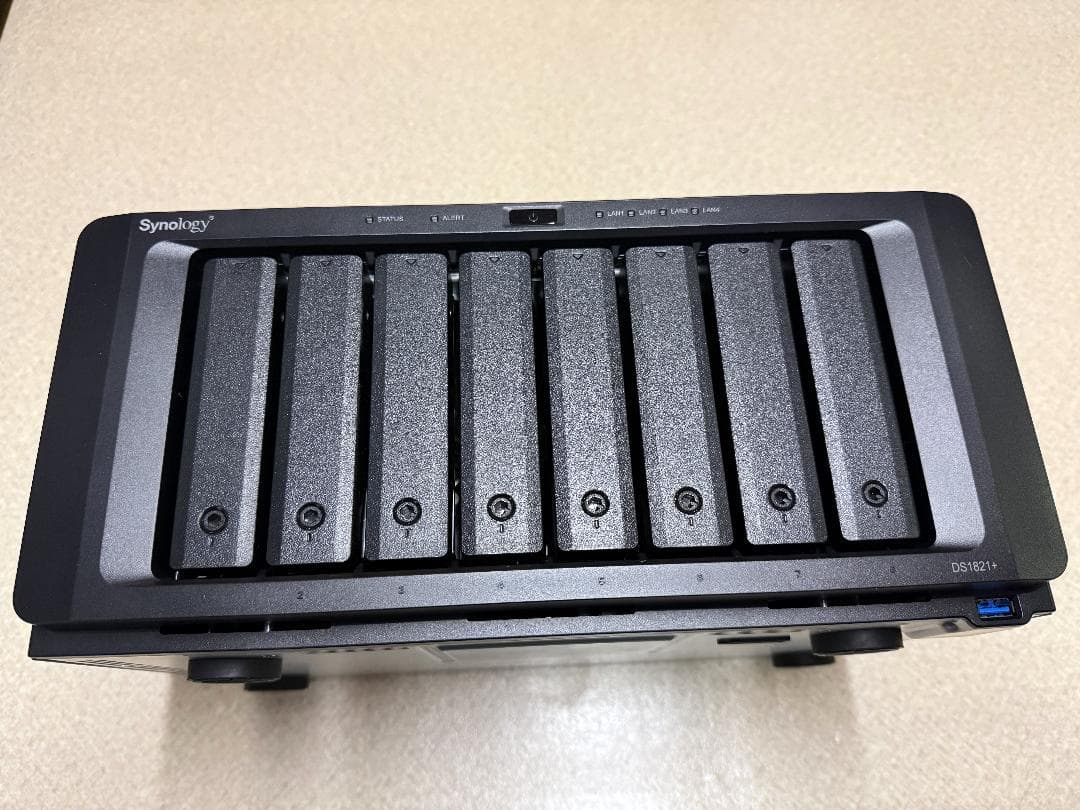 Synology DS1821+ 8ベイ NAS 32GB+10GbE+SSD