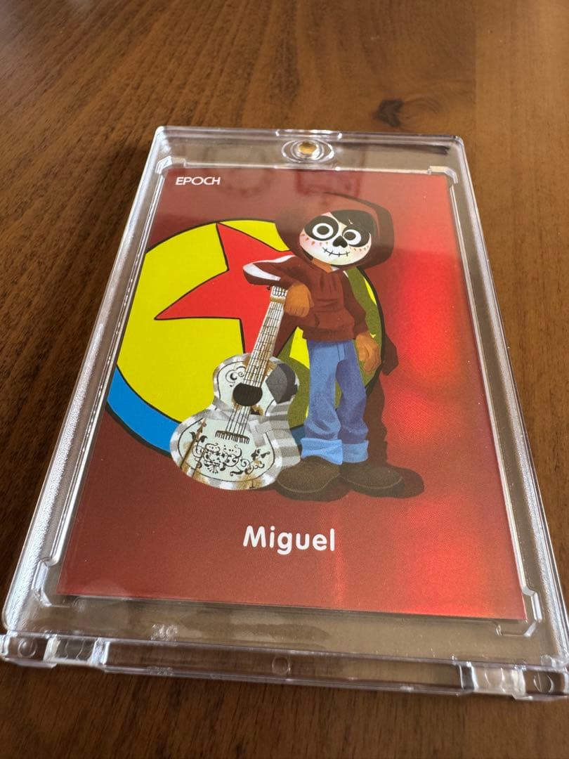 世界25枚限定 2025 EPOCHPIXAR Miguel カード 25/25