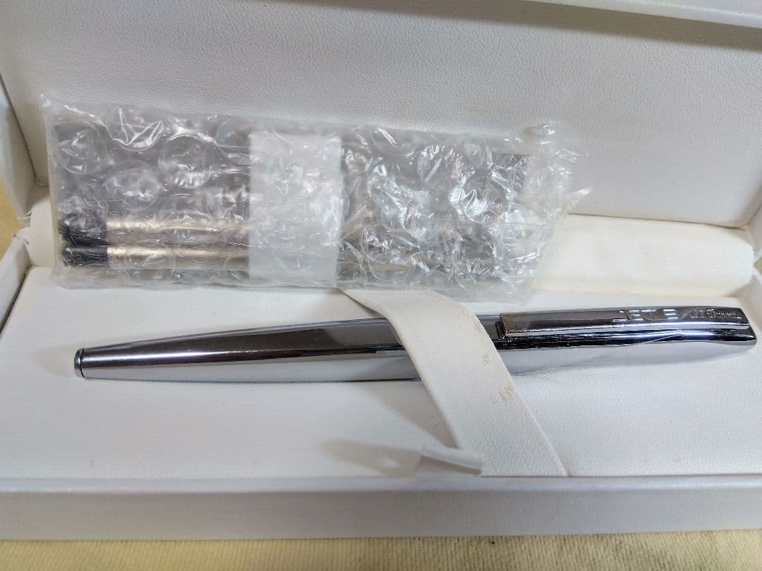 S.T.Dupont Jet 8 chromeグレー 　フルメタル ボールペン