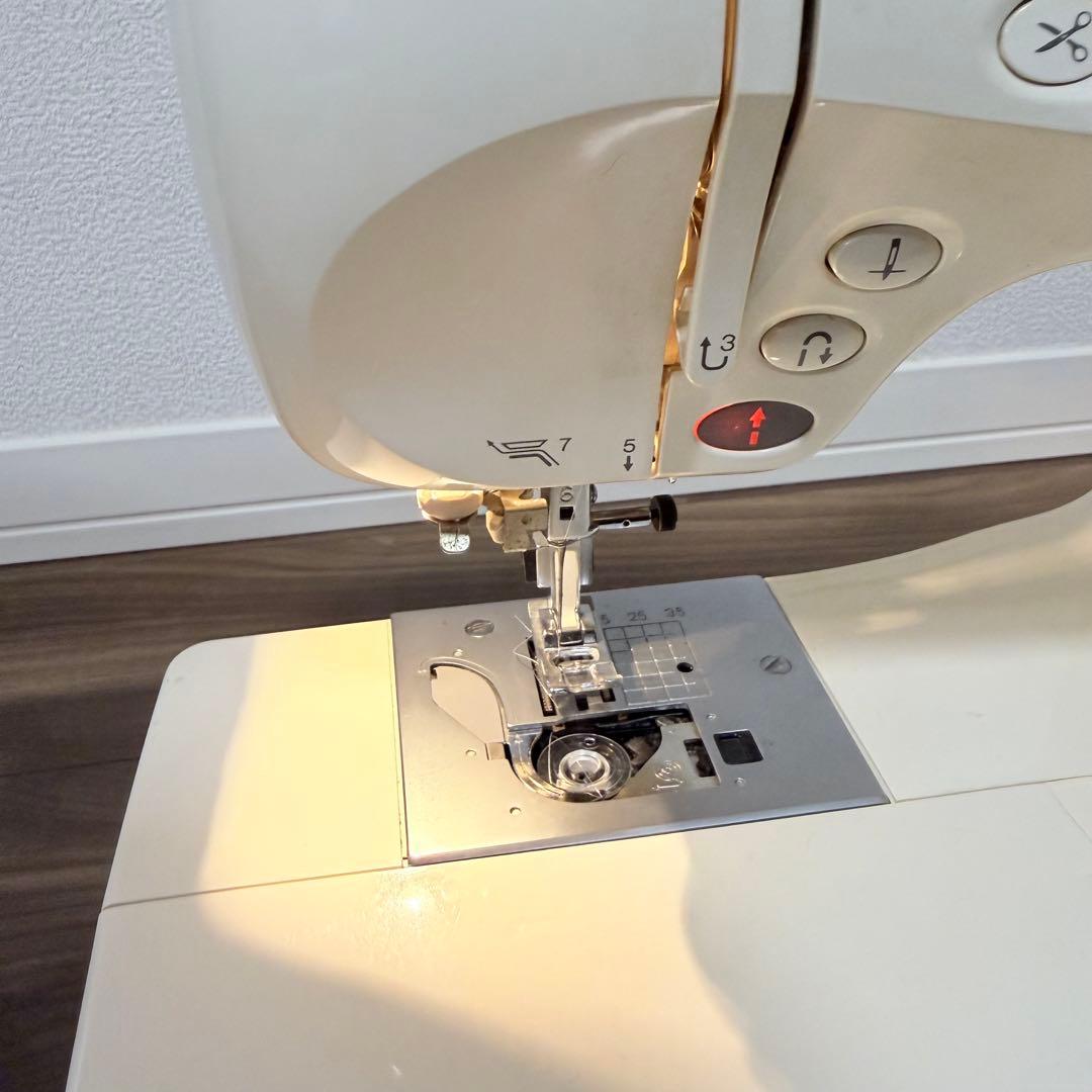 ミッキー ブラザーミシン コンピューターミシン M7100刺繍