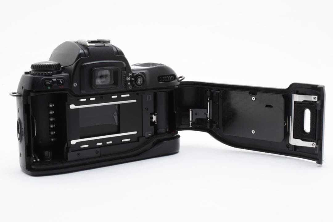 【R2231】 Nikon F80D ニコン 一眼フィルムカメラ ボディ