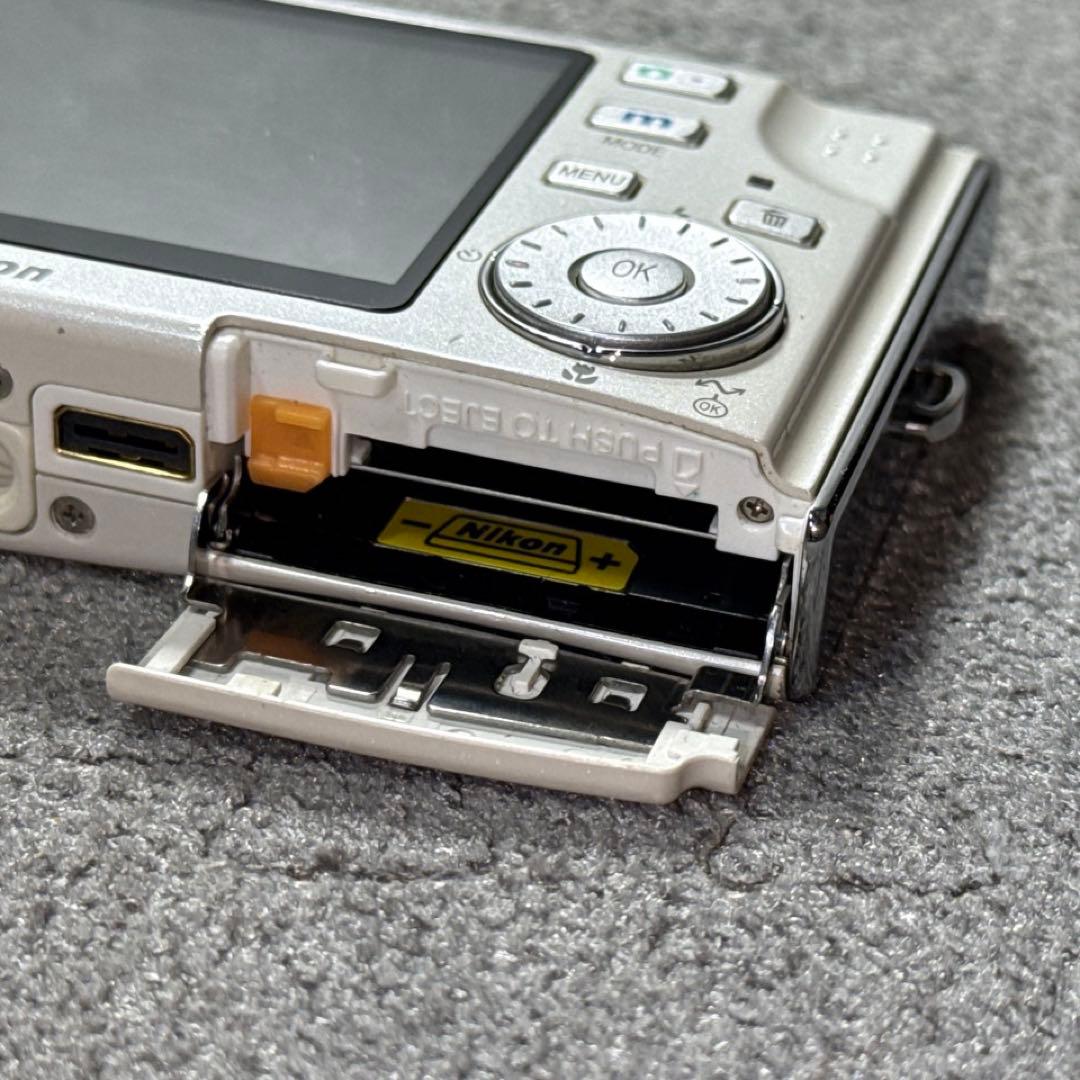 ☆動作OK Nikon coolpix S5 バッテリーx2個付 スマホ転送可能
