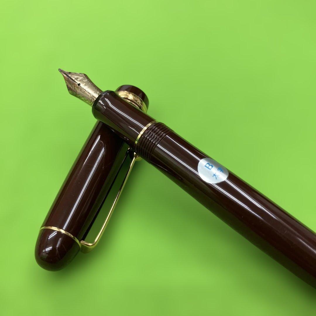 極美品‼️【pilot】14kペン先　高級万年筆 ディープレッド 太字 パイロット