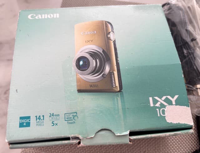 【動作確認済】Canon キャノン IXY10S PC1467 ゴールド 箱付き