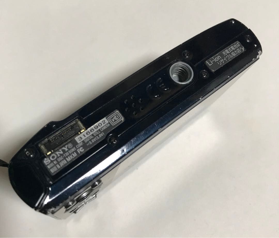 【動作OK】Sony Cyber-shot DSC-T30 デジタルカメラ 黒
