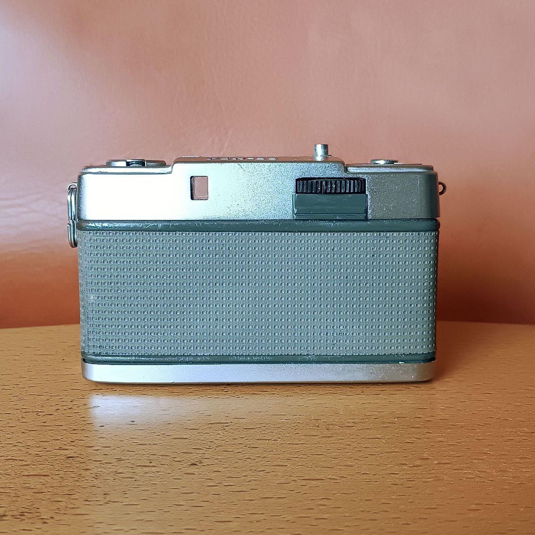 フィルムカメラ【整備、完動品】オリンパスペンEES