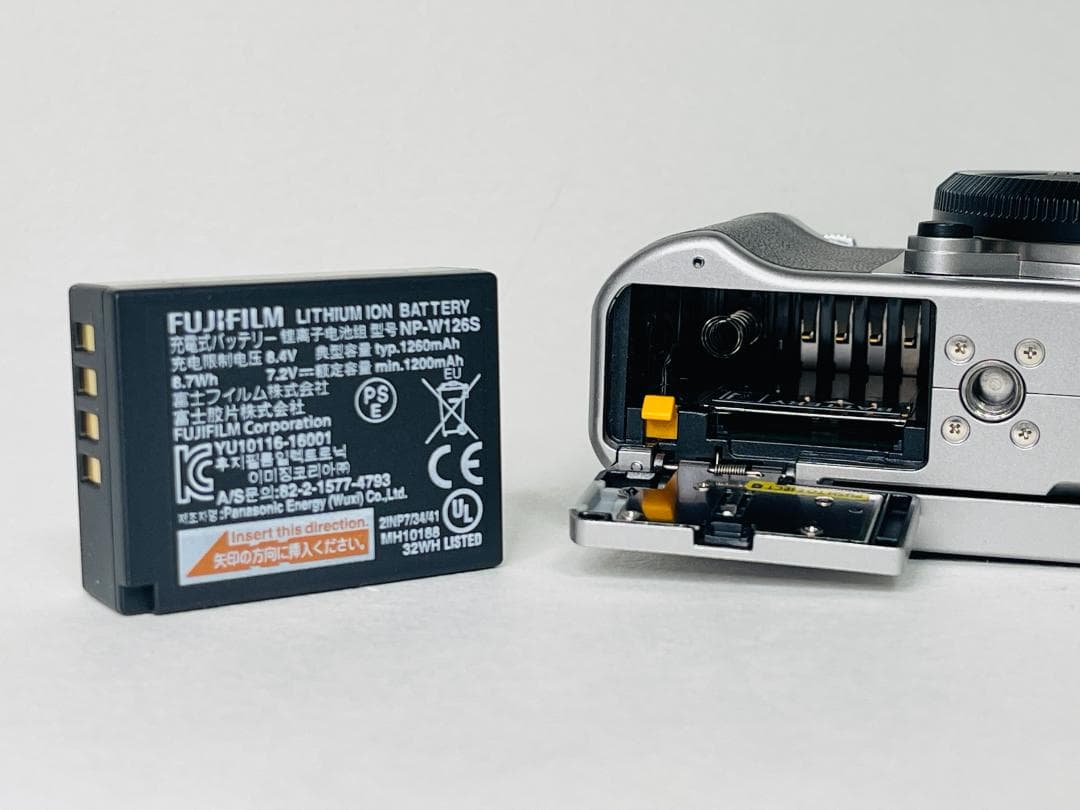 【美品A】FUJIFILM X-A3 ボディ シルバー ミラーレス一眼カメラ