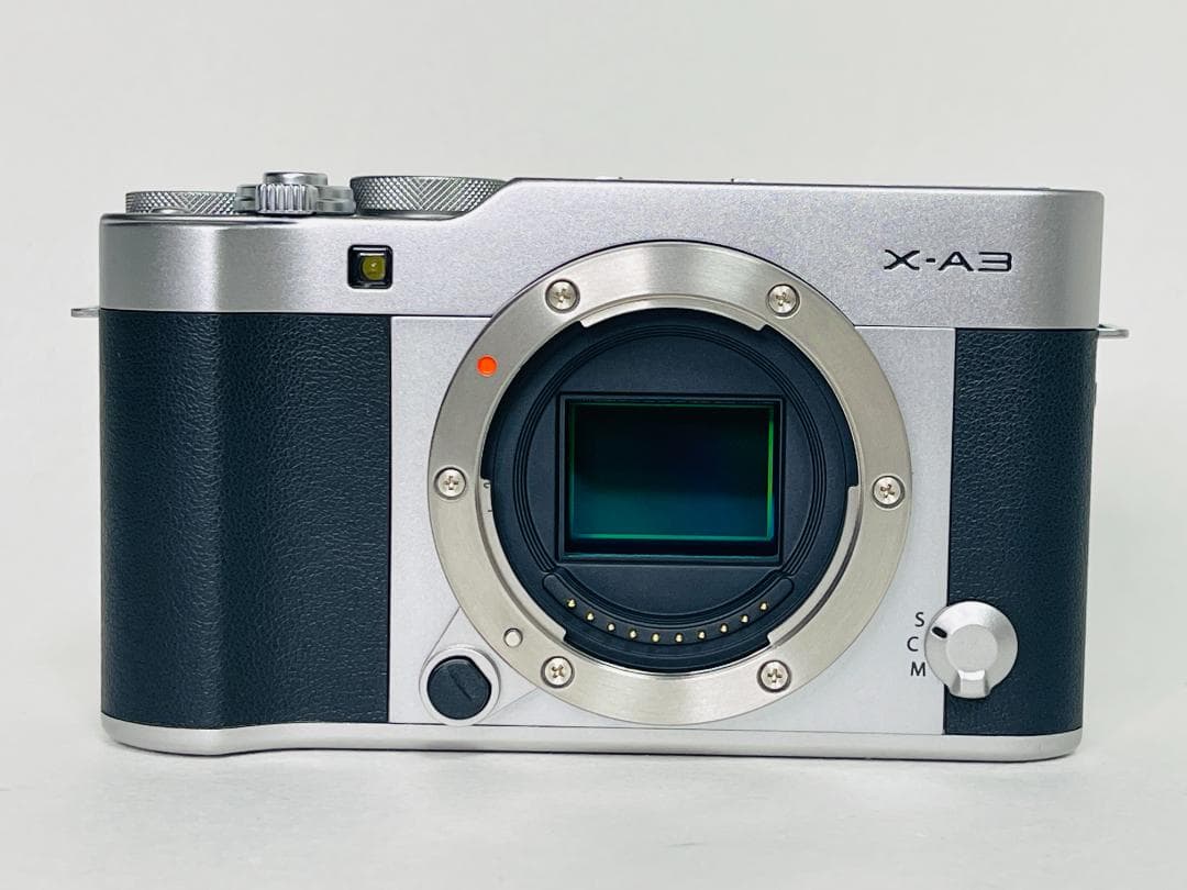 【美品A】FUJIFILM X-A3 ボディ シルバー ミラーレス一眼カメラ