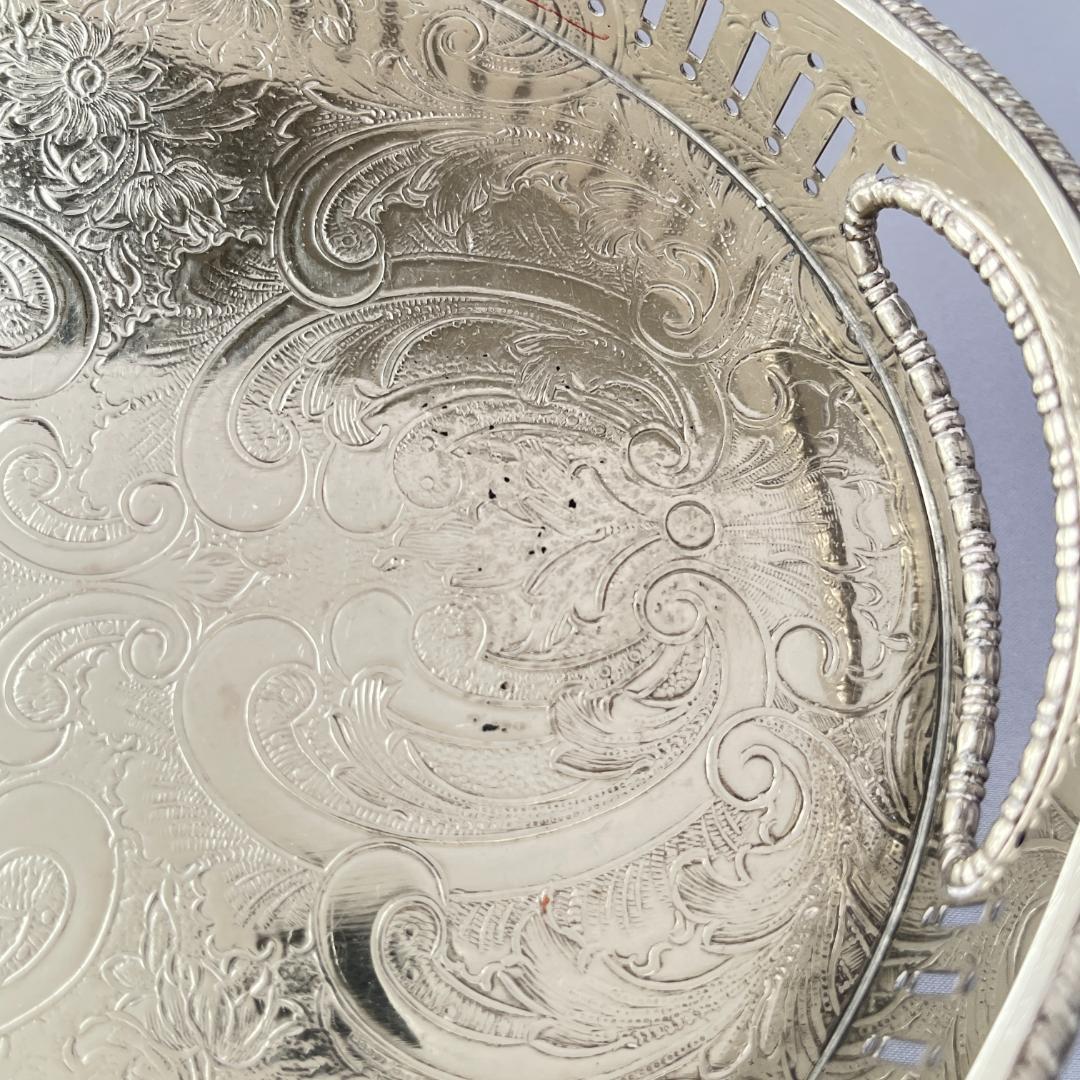 【英国】 ギャラリートレー オーバル型 36cm 【シルバープレート】装飾フット