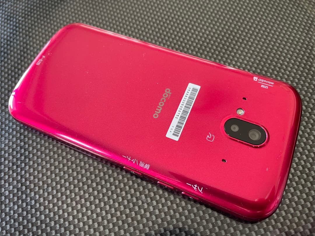 ゴク美USED docomo らくらくスマートフォンF-52Bローズレッド