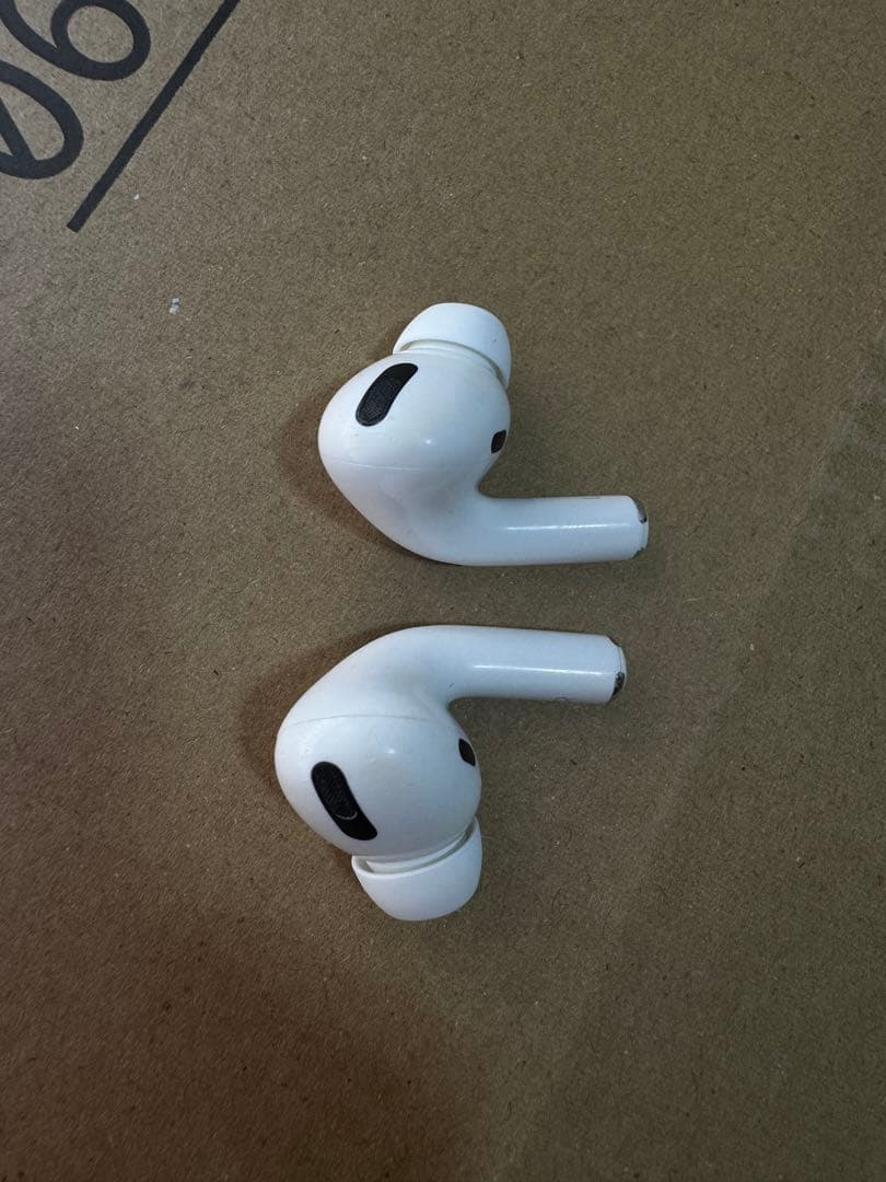 AirPods Pro A2083 A2084 本体のみ